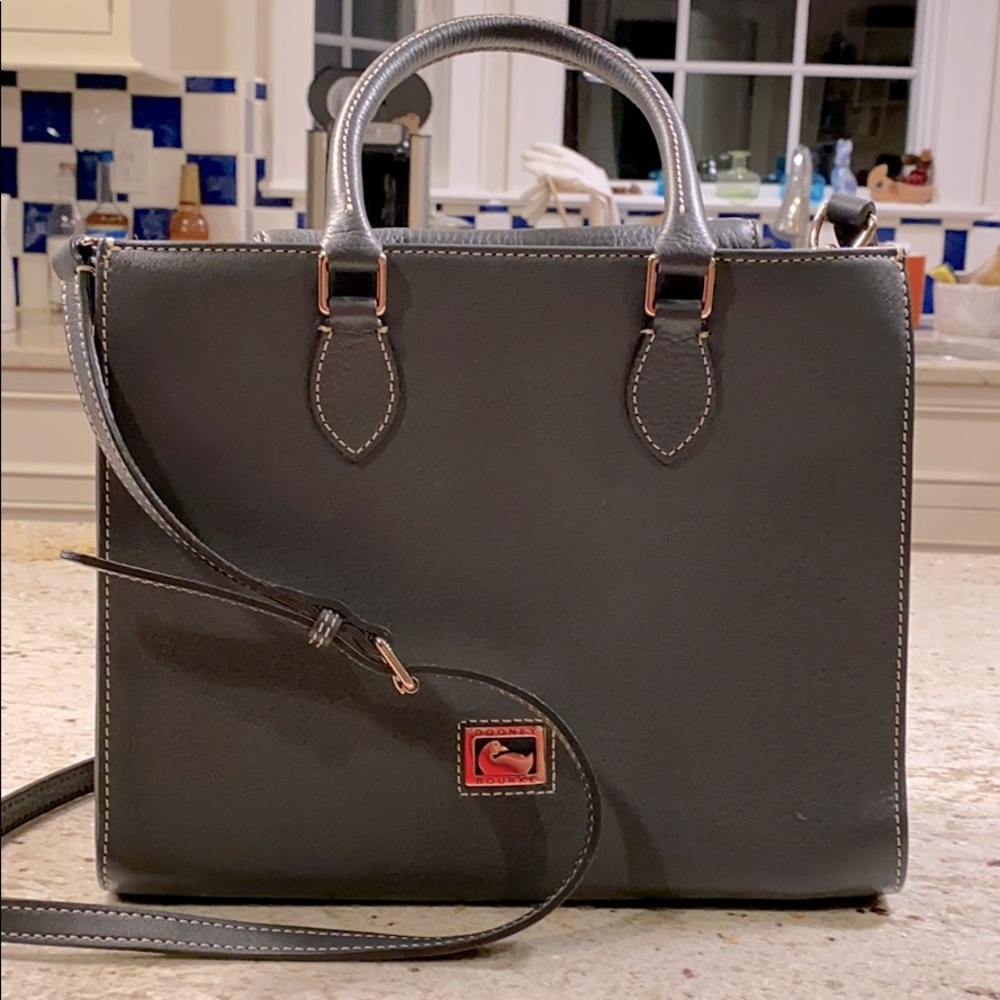 Dooney and Bourke pocketbook